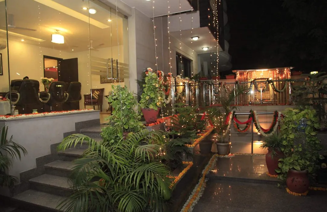 Indiyaah Inn-1